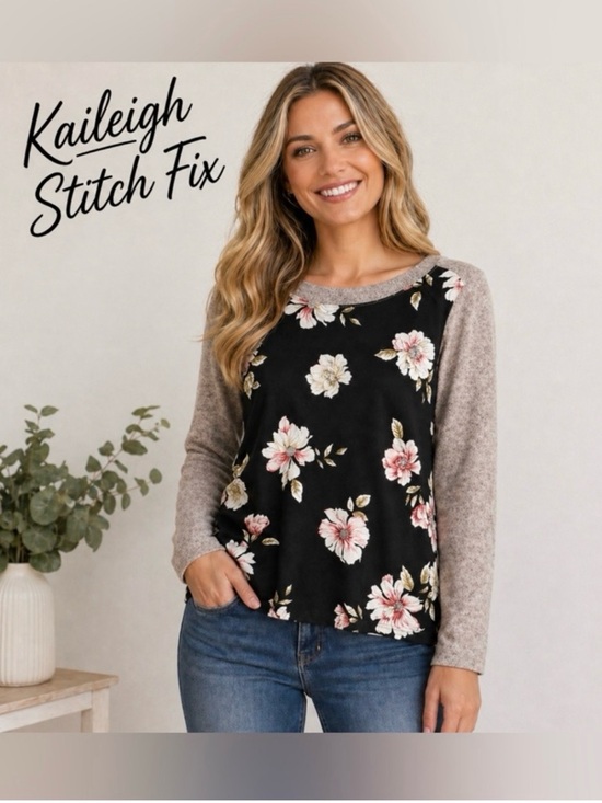 Kaileigh Tops - Kaileigh Stitch Fix. Floral Raglan Long Sleeve Top. Black Heathered Beige.Sz XL.